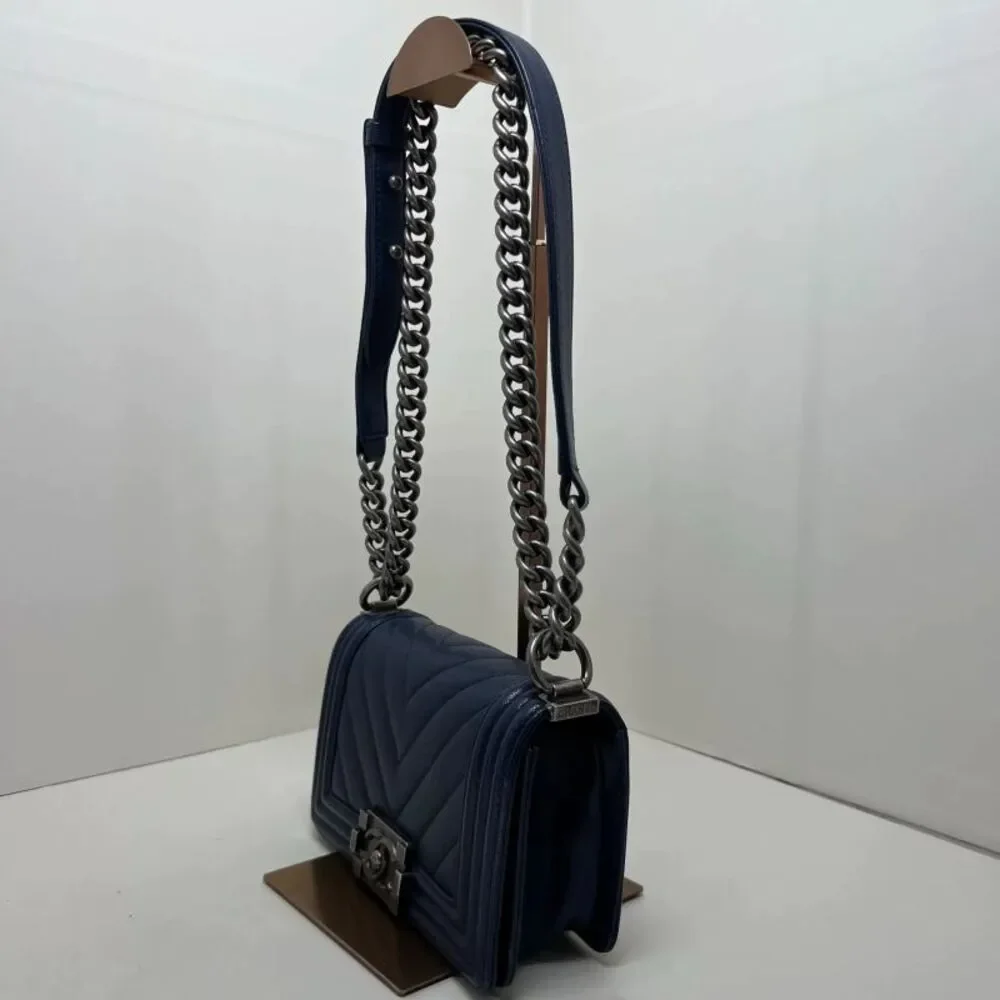 CHANEL brand color
